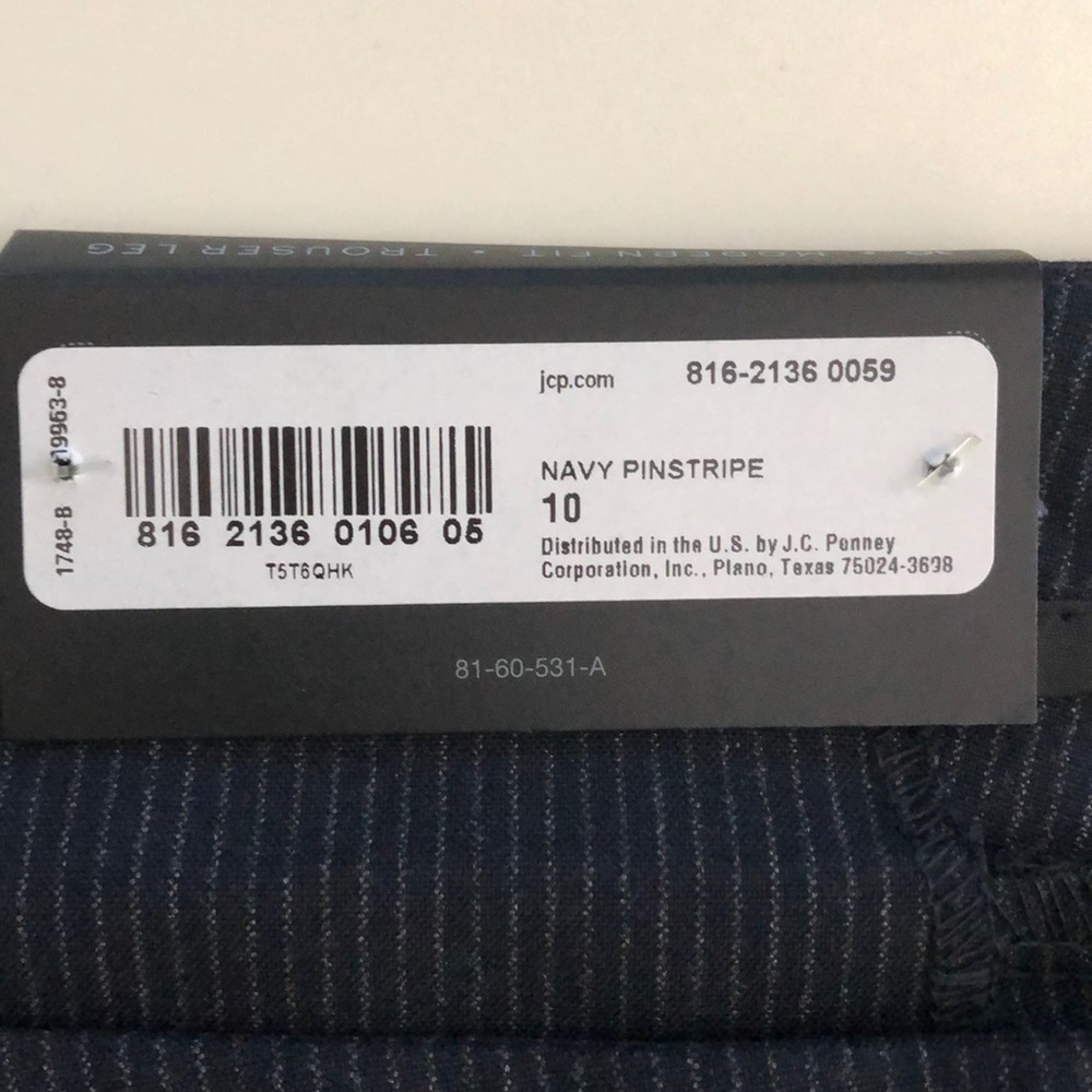 NWT Women’s Worthington Navy Pinstripe Trouser